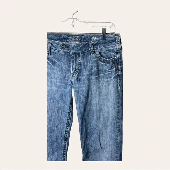 0502W. SILVER JEANS DENIM MEDIUM WASH IN COLOR SIZE 31 BOOTCUT STYLE - Picture 2 of 10